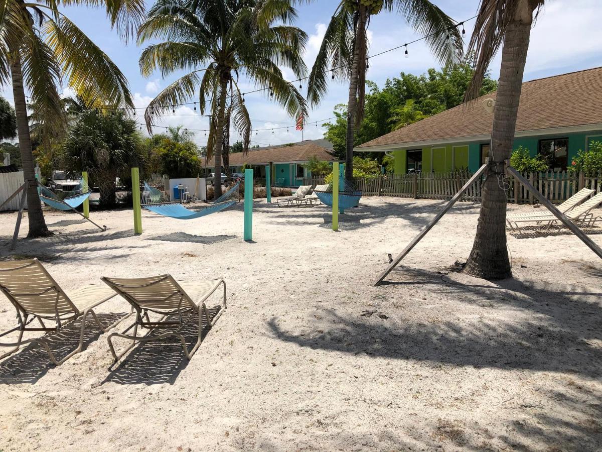 My Sarasota Getaway Inn Нокомис Экстерьер фото