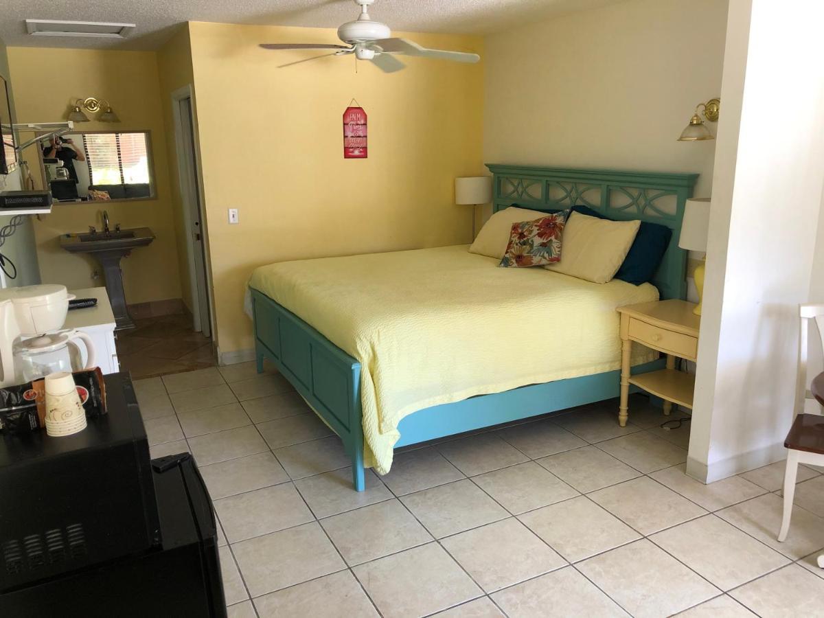 My Sarasota Getaway Inn Нокомис Экстерьер фото
