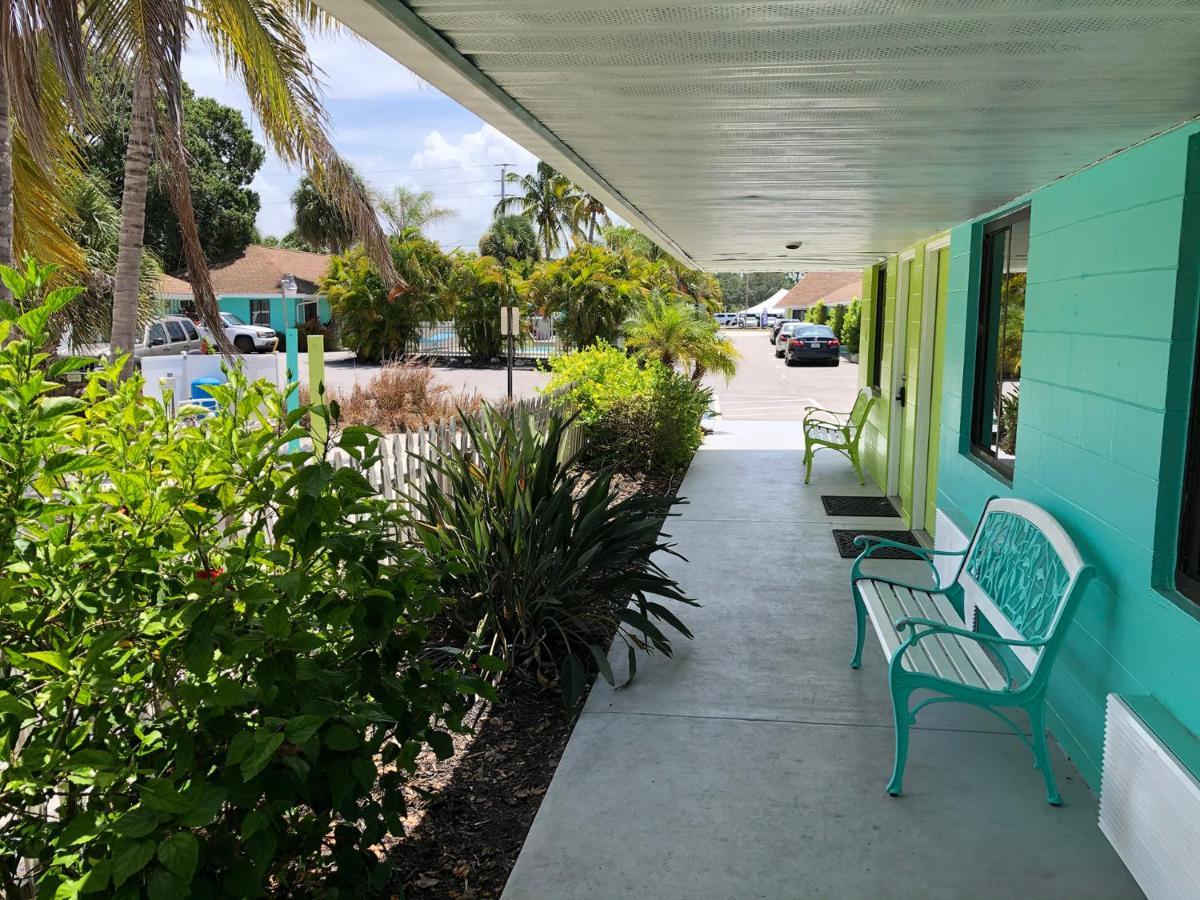 My Sarasota Getaway Inn Нокомис Экстерьер фото
