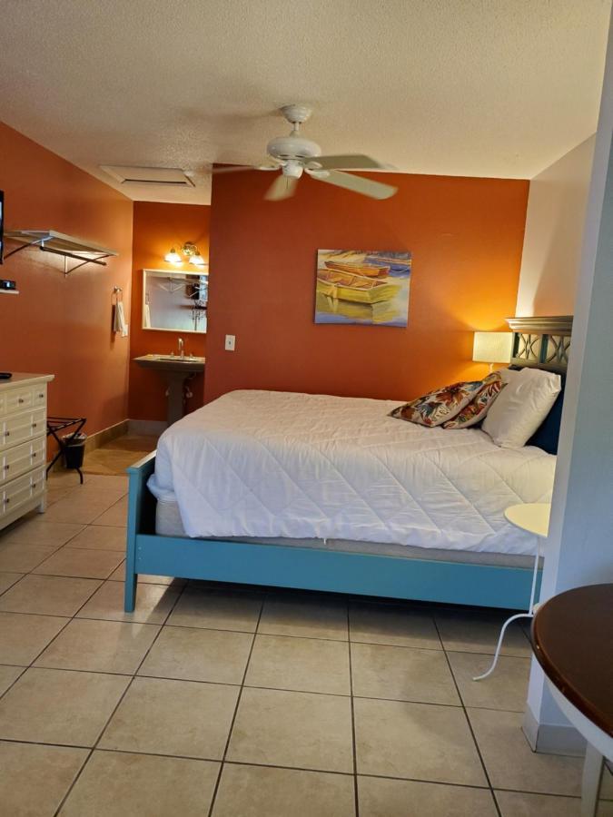 My Sarasota Getaway Inn Нокомис Экстерьер фото