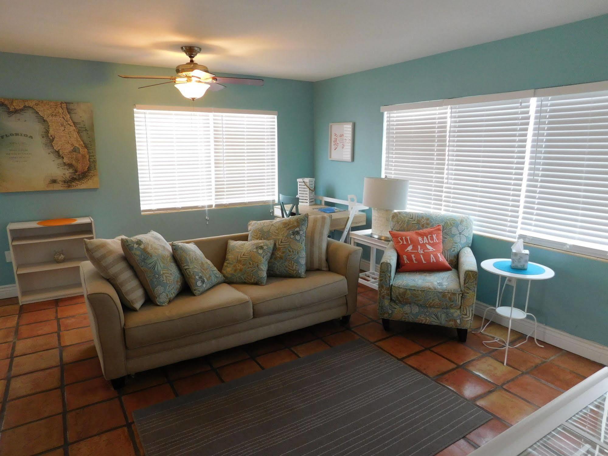 My Sarasota Getaway Inn Нокомис Экстерьер фото