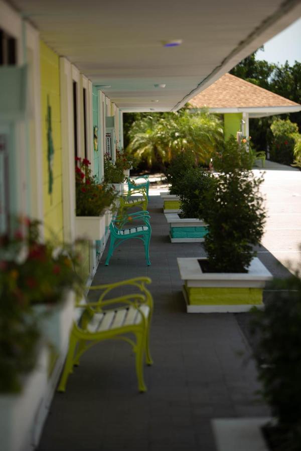 My Sarasota Getaway Inn Нокомис Экстерьер фото