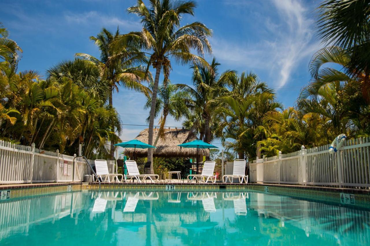 My Sarasota Getaway Inn Нокомис Экстерьер фото