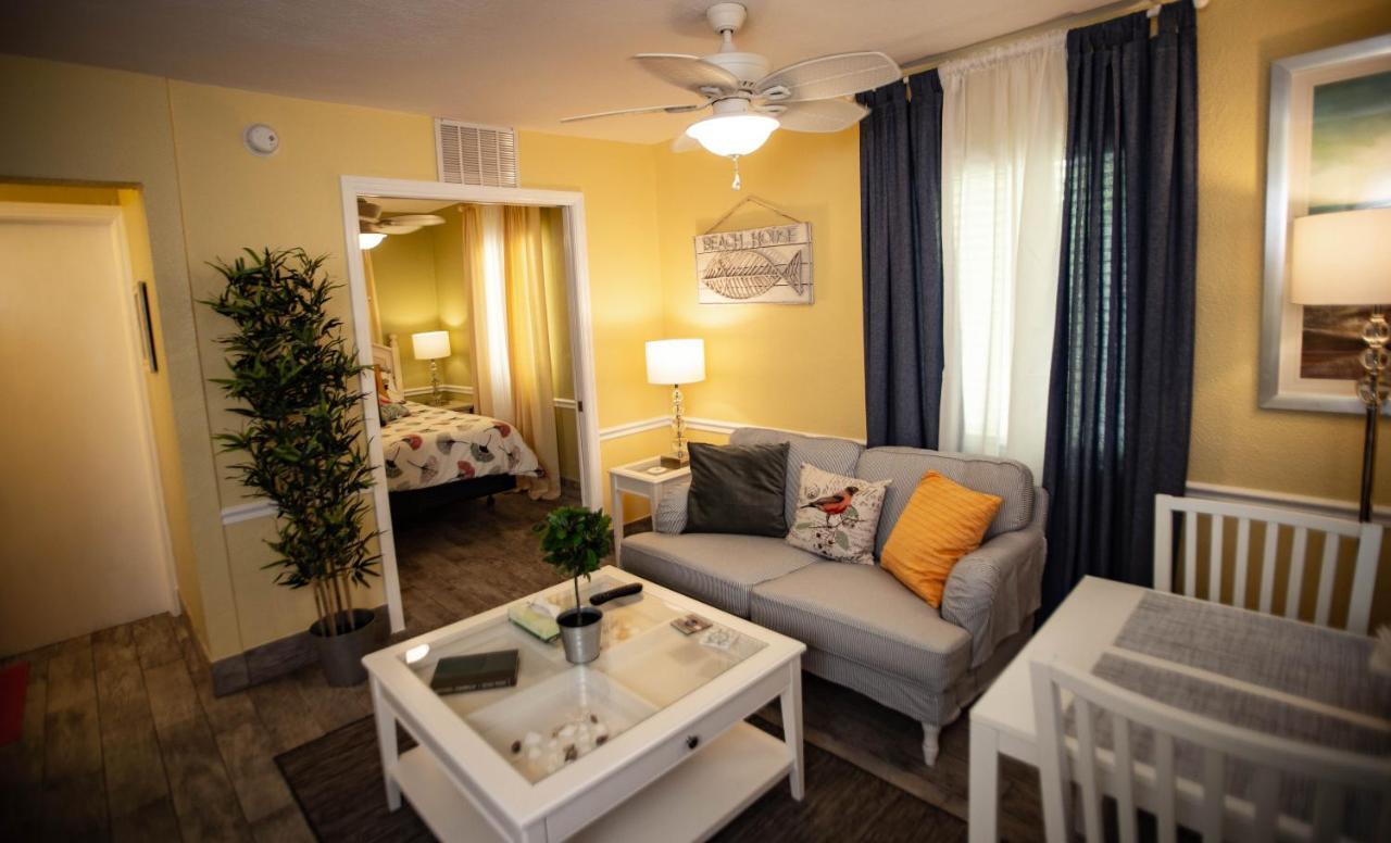 My Sarasota Getaway Inn Нокомис Экстерьер фото